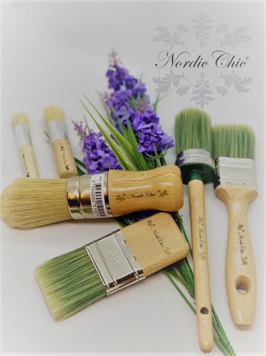 Nordic Chic-Brushes